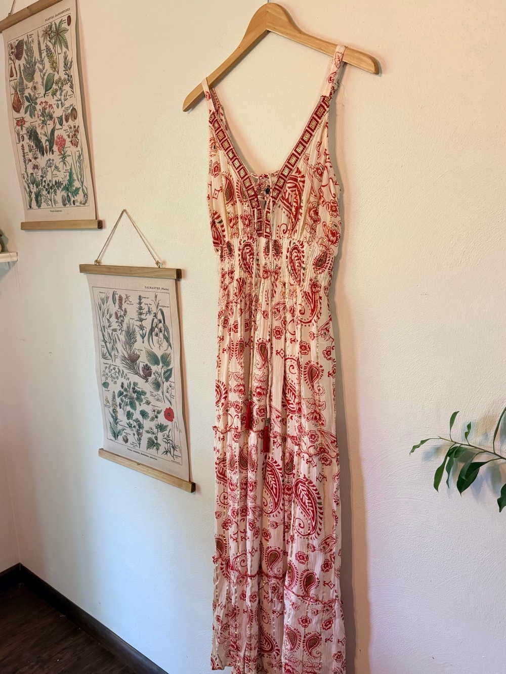 Me 2 Magic - Small - Shimmery Red Paisley Maxi Dress with V-Neck